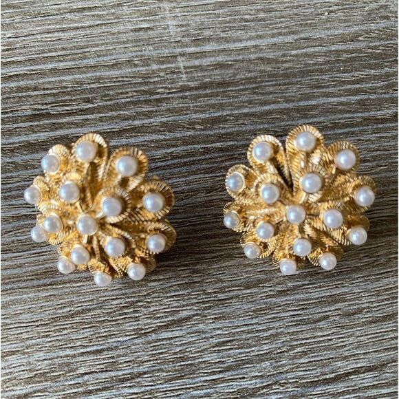 Vintage style stud earrings M182 - Picture 2 of 3